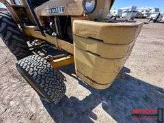 John Deere 480-B Forklift