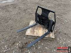 36 inch Mini Universal Fork Frame w/ 42 inch Forks