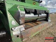 1984 John Deere 7720 Combine