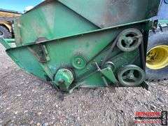 John Deere 2280 Diesel Swather