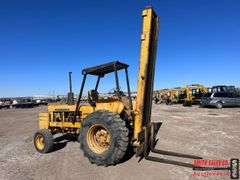 John Deere 480-B Forklift