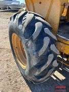 John Deere 480-B Forklift