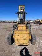 John Deere 480-B Forklift