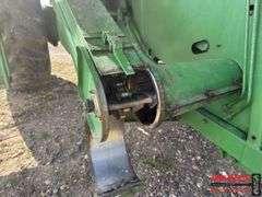 1984 John Deere 7720 Combine