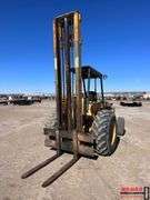 John Deere 480-B Forklift