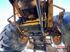 John Deere 480-B Forklift