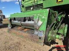 1984 John Deere 7720 Combine