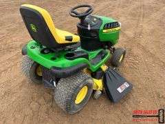 John Deere D140