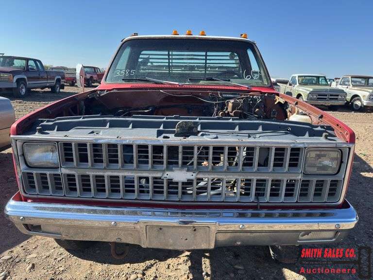 1 Ton Chevrolet Truck 4x4