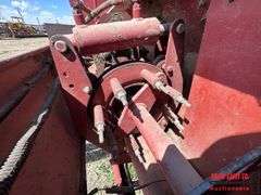 Hesston 565A Baler