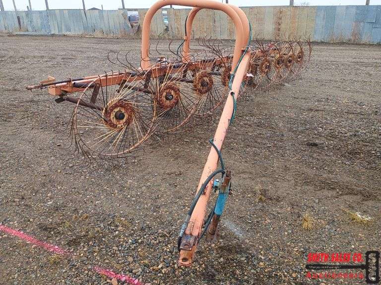 Vicon H1050 Hay Rake - Smith Sales Auctioneers LLC