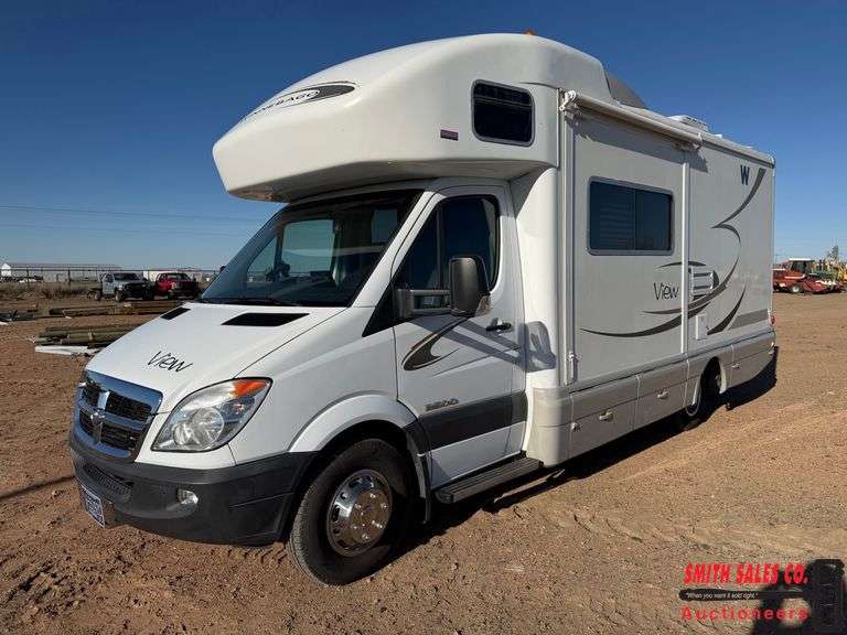 Super Nice 2007 Winnebago RV/ motorhome - Smith Sales Auctioneers LLC
