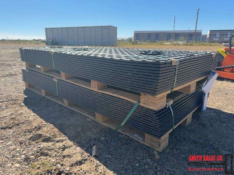 Round Protection Mat Ground Protection Mat, 2 Bundles - Smith Sales Auctioneers LLC
