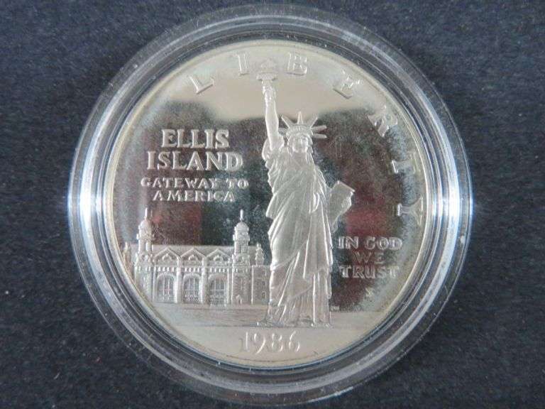 1986 Ellis Island Silver Dollar