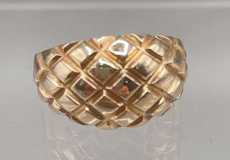 10K GOLD CROSS CUT RING