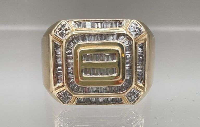 10K GOLD DIAMOND RING