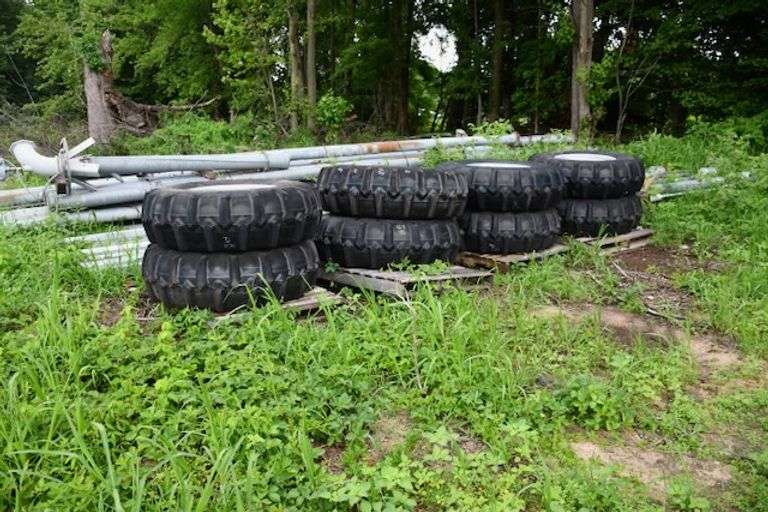 8 New 380-35D x 24 Tires and Wheels