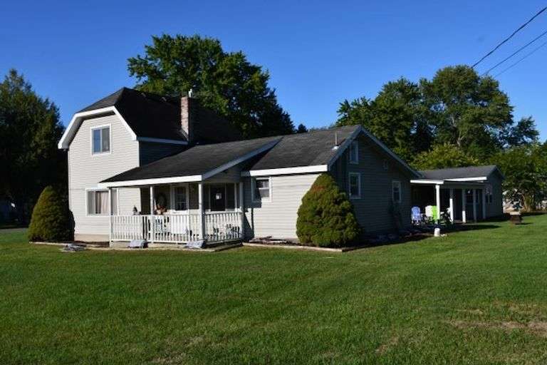 Roger Gantz Real Estate Auction: Saturday Aft., October 25th @ 12:30 P.M.