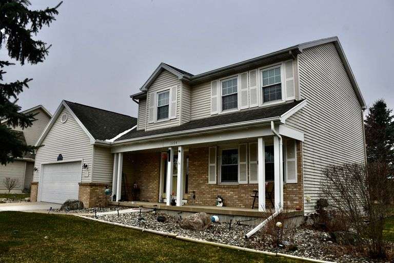 Swan Real Estate Auction, Wednesday Evening, May 6, 2026 at 6:00 PM