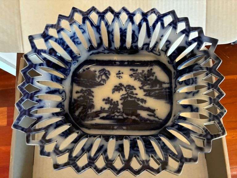 Flow Blue Convention Auction, Saturday, July 25, 2026