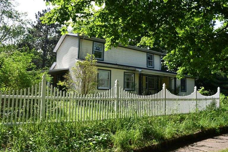 Hayward Estate Real Estate Auction, Tuesday Afternoon, August 11 at 12:30 PM