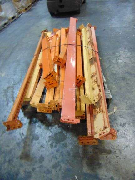 Lot Of Pallet Racking Crossmembers - Bright Star Real Estate Services