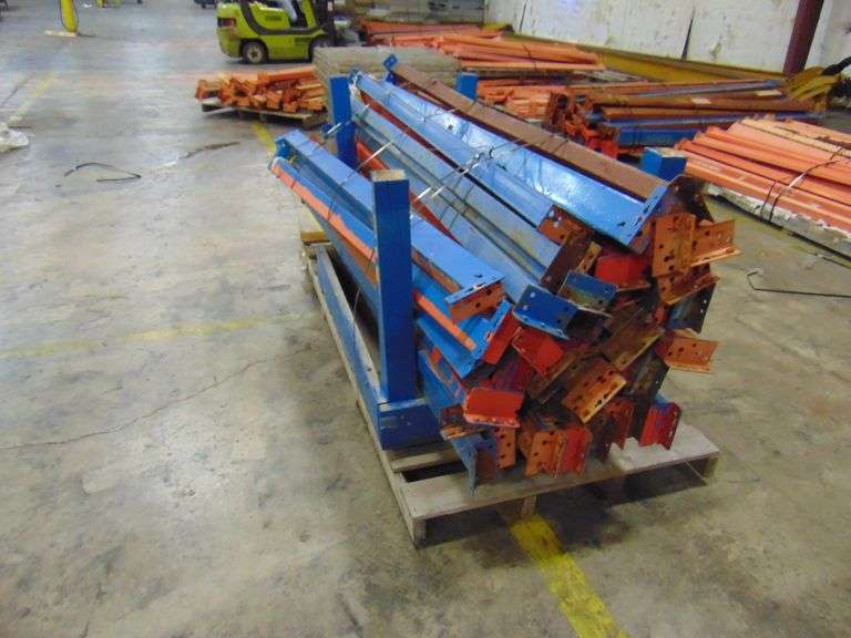 Lot Of Pallet Racking Crossmembers - Bright Star Real Estate Services