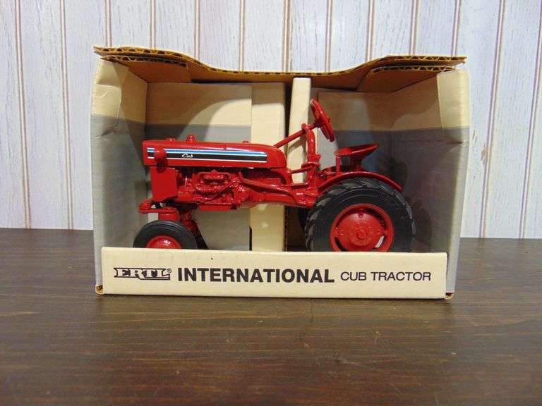 IH Cub Tractor