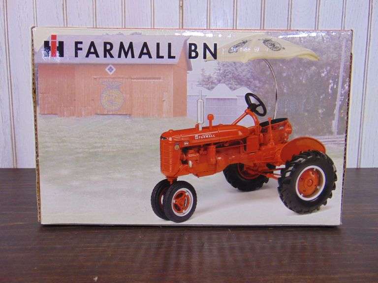 IH Farmall BN Tractor