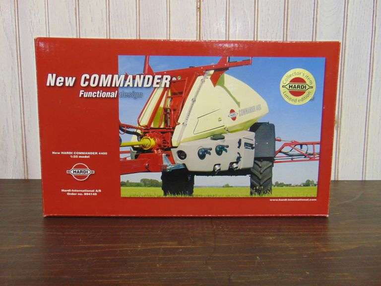 Hardi-IH Commander 4400 Sprayer