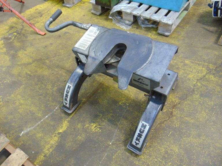 Husky 5th Wheel Hitch