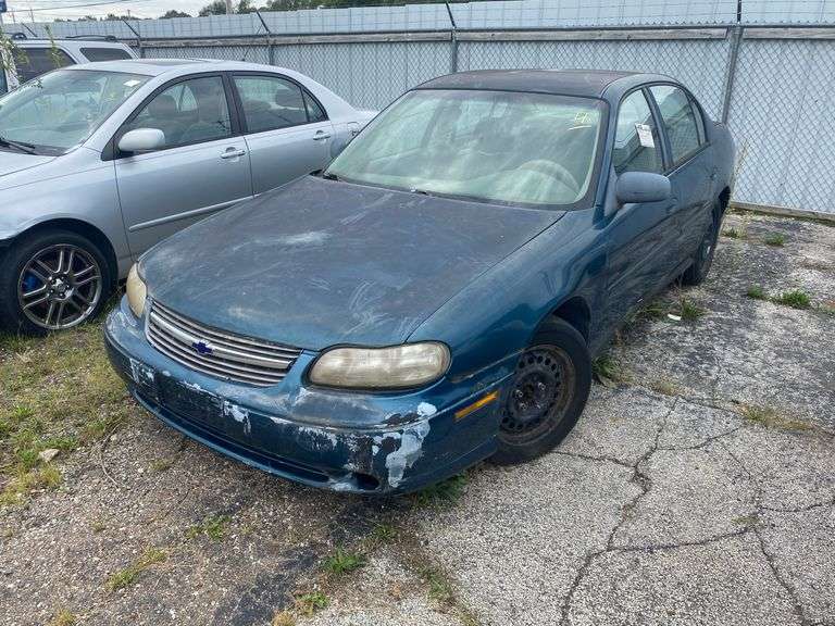 2002  CHEVROLET  Malibu  PASSENGER CAR