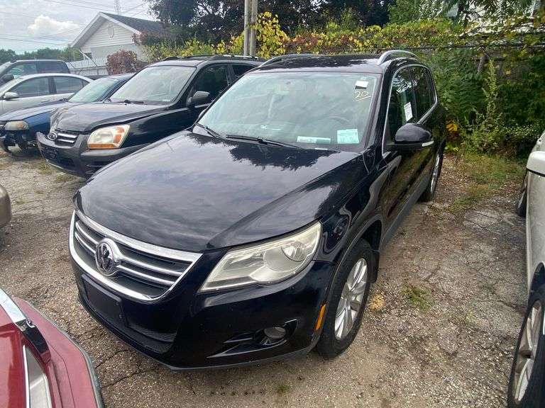 2009  VOLKSWAGEN  Tiguan  MULTIPURPOSE PASSENGER VEHICLE (MPV)