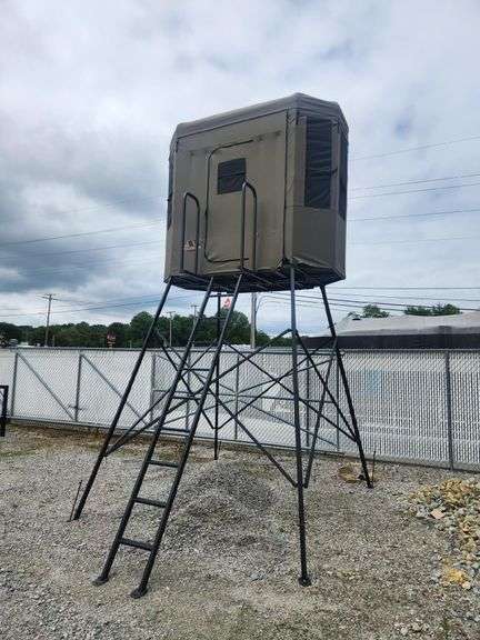 Gallery of Uncatalogued Items