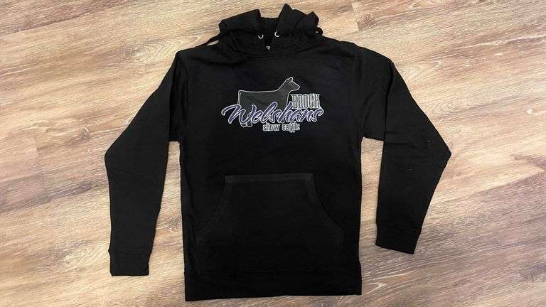TAG BWSC BLACK SWEATSHIRT  APPAREL