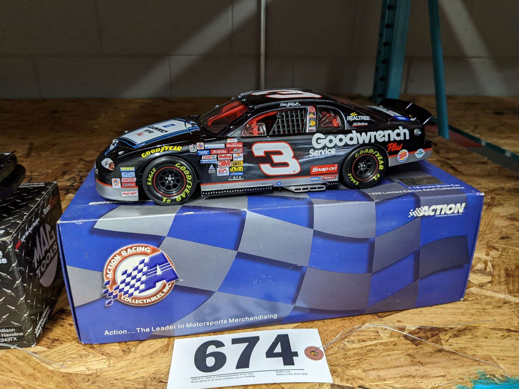 Dale Earnhardt 1/18 Last Lap of the Century Chrome - South Auction