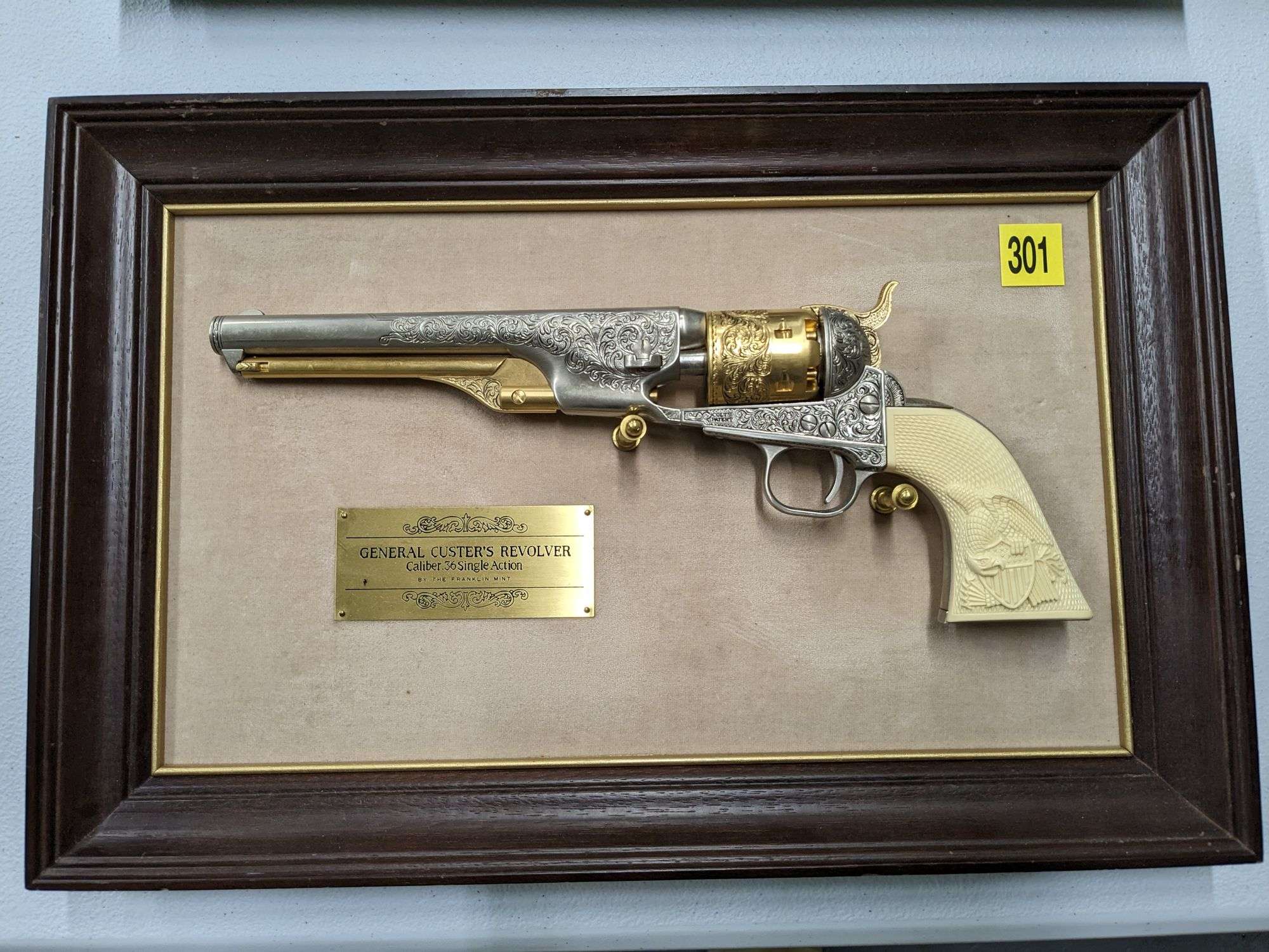 Franklin Mint Replica of General Custer's Revolver - South Auction