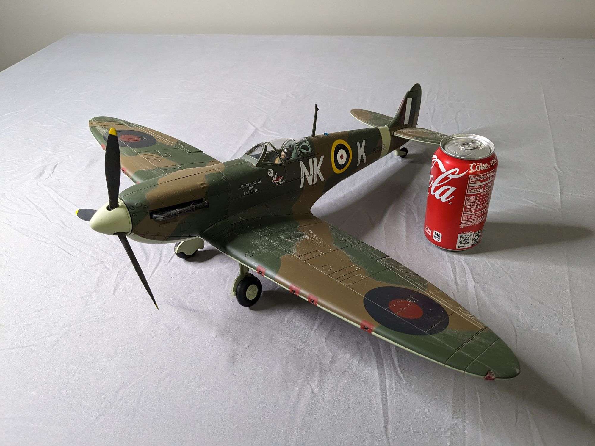 21stセンチュリートイズ スピットファイア Mk. I 1/18スケール 1:18