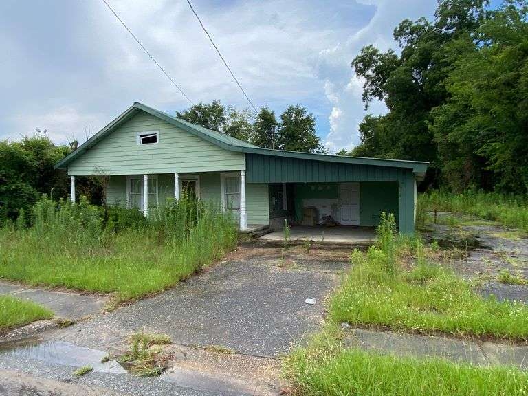 105 Drayton Road- Montezuma, GA