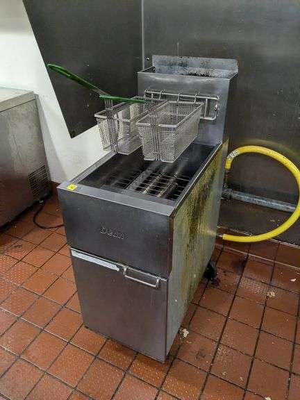 Dean SR42GN Natural Gas Fryer