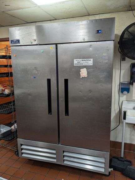 Arctic Air Double Door Refrigerator