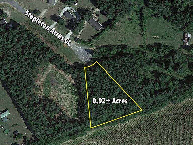 0.92 Acres: Stapleton Acres Ct, Stapleton, GA