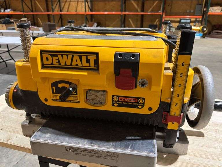 DeWalt DW735 13-Inch Thickness Planer with Dual Speed Options