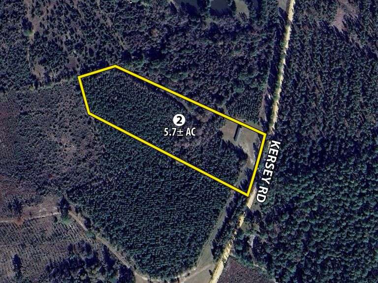5.7± Acres / mostly wooded / 16x80 mobile home NOTE: Mobile home needs extensive repairs