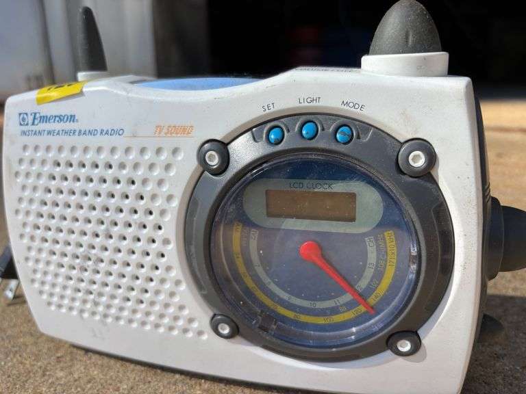 Emerson Instant Weather Band Radio with Clock and Emergency Features ... Emerson instant weather band radio
