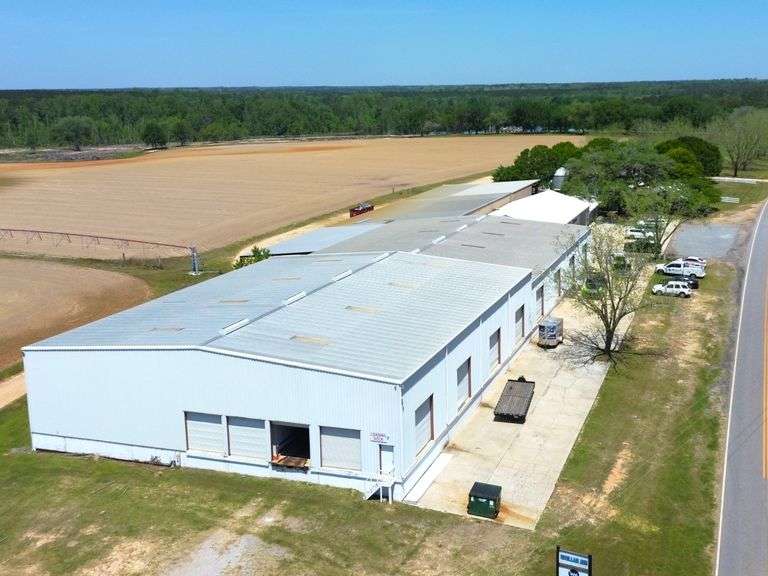 Glennville Farms: 71 acres, Cold Storage, Warehouse, Cultivation, Glennville, GA