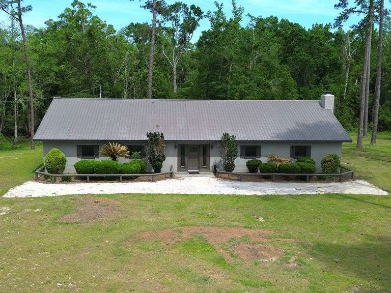 Glennville Creek House and Lots: 55 acres, Glennville, GA