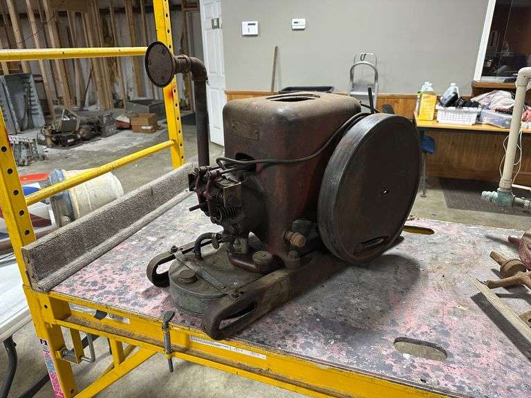 International Harvester Hit-and-Miss Engine on Metal Base