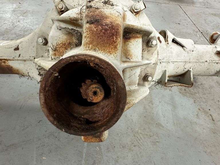 Toyota FJ Landcruiser Front Axle Housing Assembly