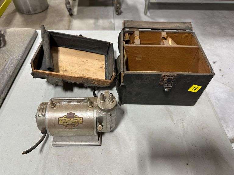 John Bell & Croyden and Arnold & Sons Compact Pump